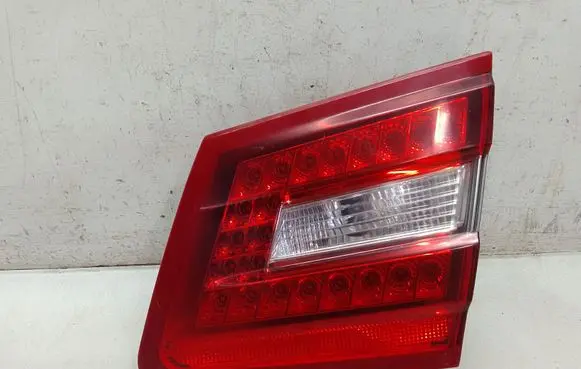 Mercedes-Benz E W212 Tailgate rear/tail lights