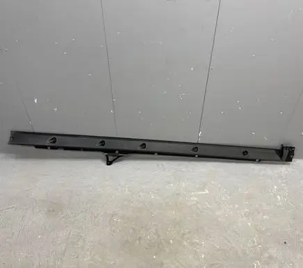 Audi Q8 Sill 4M8825212