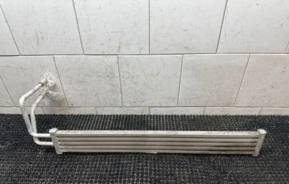 BMW 7 F01 F02 F03 F04 Power steering radiator 7570100
