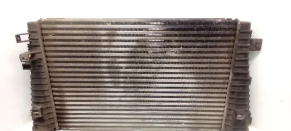 Opel Zafira B Intercooler radiator 13171435
