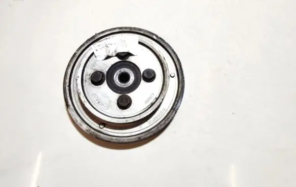 Renault Scenic I Crankshaft pulley 7700866060E 7700864702h