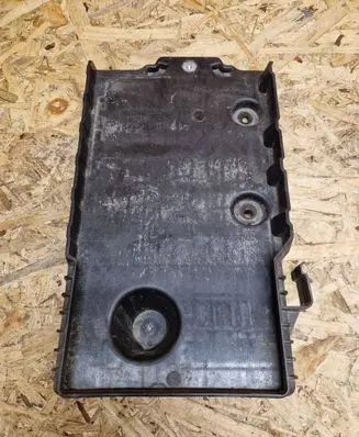 Battery tray