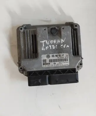 Volkswagen Touran I Engine control unit/module ECU 03G906021KF 0281013106