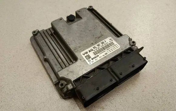 Volkswagen Tiguan Allspace Engine control unit/module 04L907309P 0281031483