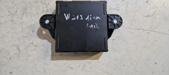 Mercedes-Benz E W212 Door control unit/module A2189008600