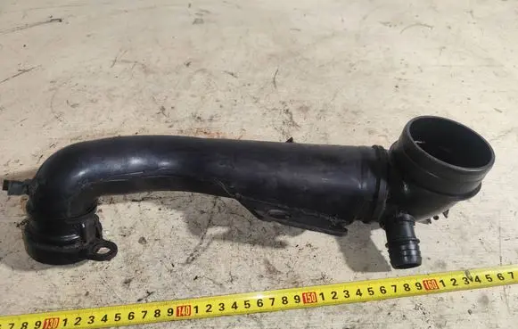 Intercooler hose/pipe