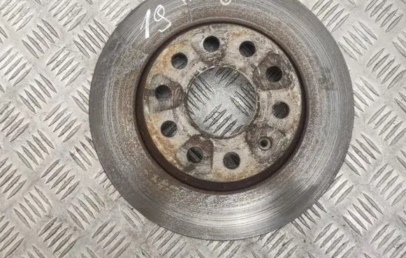 Volkswagen PASSAT CC Rear brake disc