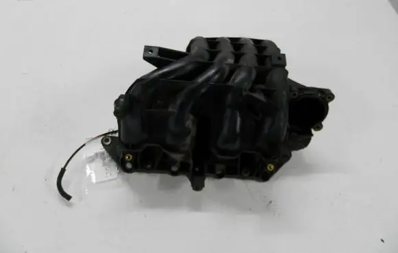 Volkswagen Golf IV Intake manifold 