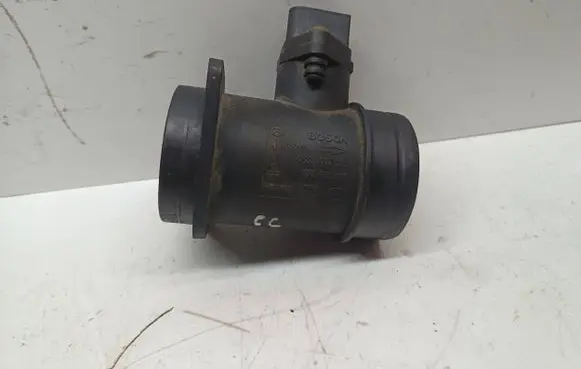 Audi A4 S4 B5 8D Mass air flow meter 0281002216 028906461