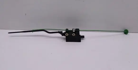 Fuel tank cap lock motor