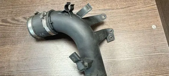 Intercooler hose/pipe