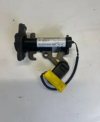 BMW X6 F16 Bonnet Pedestrian Airbag Actuator AR73260200
