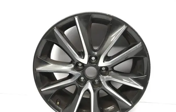 R18 alloy rim