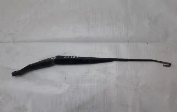 Honda CR-V Front wiper blade arm s9aedr