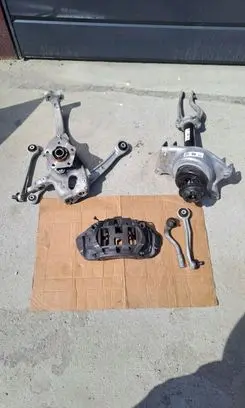 Porsche Macan (95B) Front wheel hub spindle knuckle 95b407253f