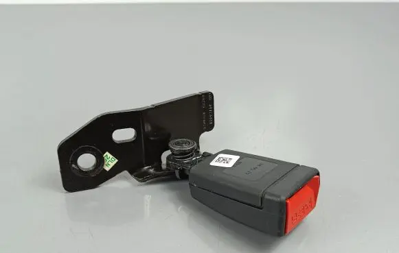 Jeep Compass Rear seatbelt buckle