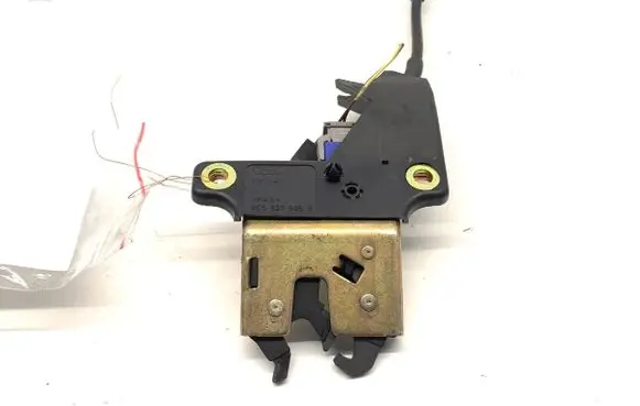 Audi A4 S4 B6 8E 8H Tailgate exterior lock 8E5827505B
