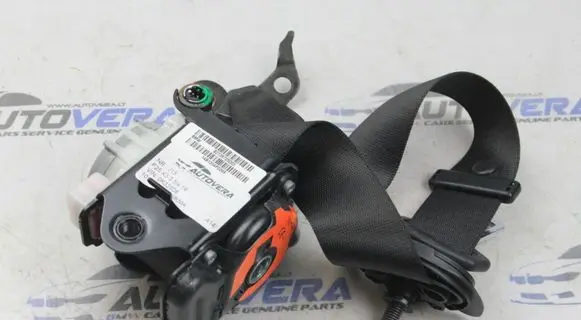 BMW X3 F25 Front seatbelt 7367250