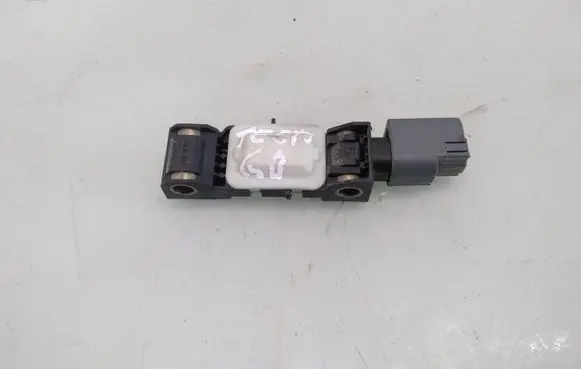 Jeep Grand Cherokee (WK) Airbag deployment crash/impact sensor 04671779AC