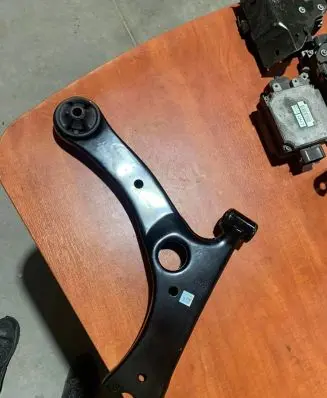 Volkswagen Sharan Front control arm 1272-20130802006