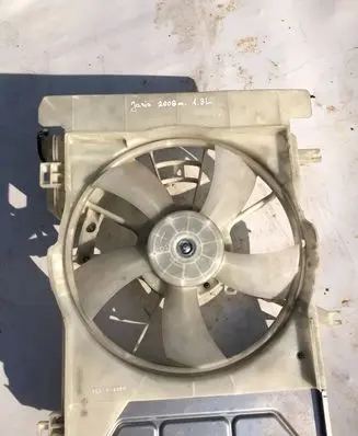 Toyota Yaris Electric radiator cooling fan