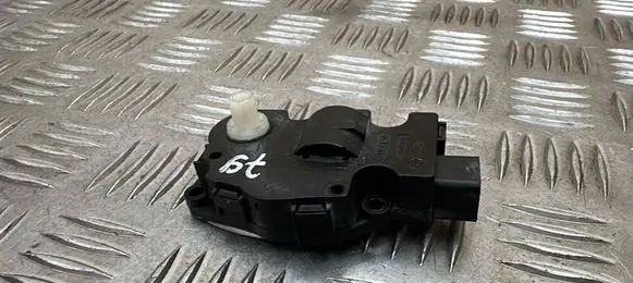 Mercedes-Benz E C207 W207 Air flap motor/actuator K9749006