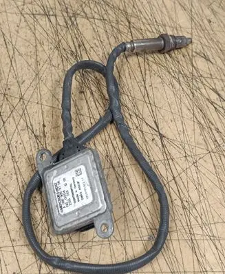 Mercedes-Benz ML W166 Lambda probe sensor A0009053706