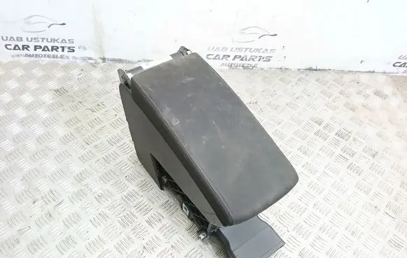 Volkswagen PASSAT B6 Armrest 