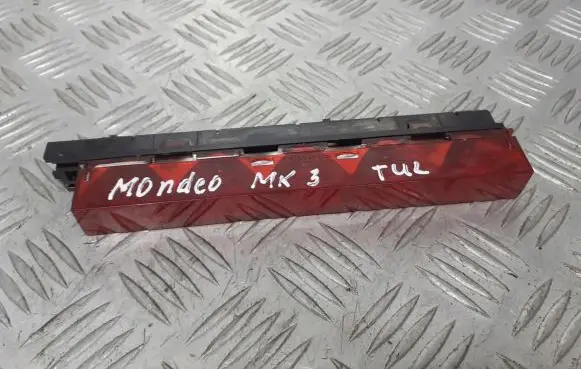 Ford Mondeo Mk III Third/center stoplight 1S71-13A613-AE