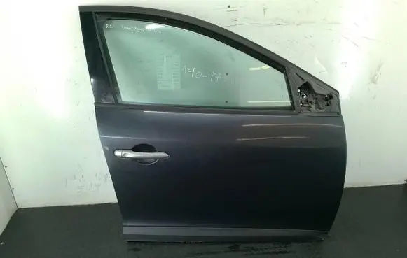 Renault Megane III Front door