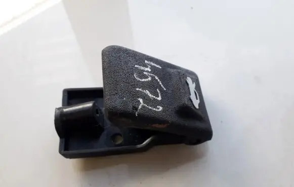 Hyundai Getz Engine bonnet (hood) release handle 8118184000