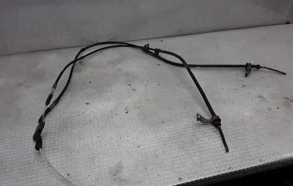 Toyota Avensis T250 Handbrake/parking brake wiring cable 