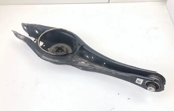 Volkswagen PASSAT B8 Rear upper control arm/wishbone 3Q0505311C
