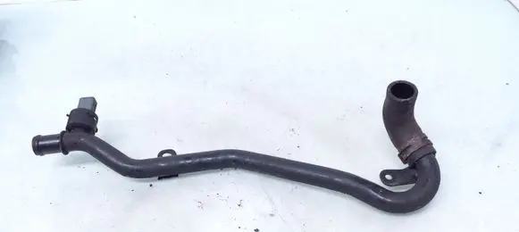 Volkswagen PASSAT B6 Engine coolant pipe/hose 5N0121065