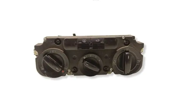 Volkswagen Touran I Climate control unit 