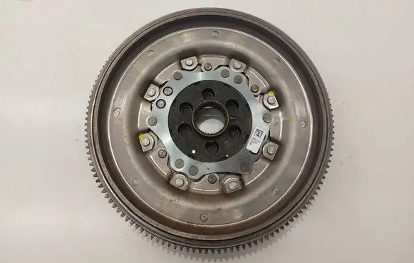 Volkswagen Tiguan Allspace Flywheel 05E105266F