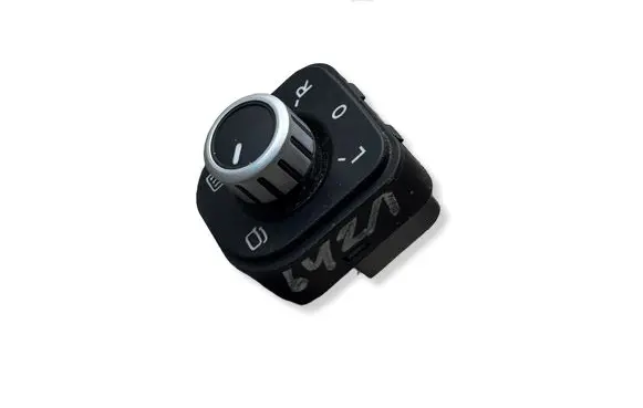 Volkswagen Golf V Wing mirror switch 