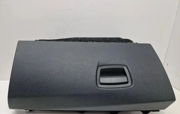 BMW 5 F10 F11 Glove box 9173907 11242010