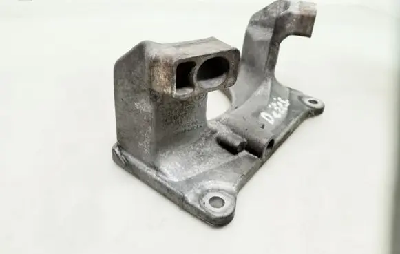 BMW 6 E63 E64 Gearbox mounting bracket 6761104 22316761104 2231676110401