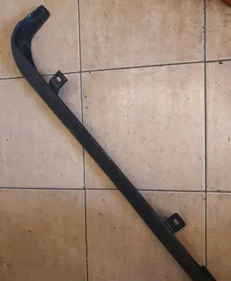 Volkswagen PASSAT B3 Other sill/pillar trim element 333867775A
