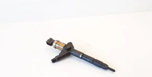Nissan Primera Fuel injector 16600AU600