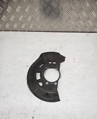 Toyota RAV 4 (XA40) Front brake disc dust cover plate