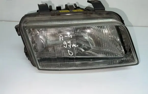 Audi A4 S4 B5 8D Headlight/headlamp 1307022195