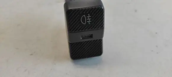 Fog light switch
