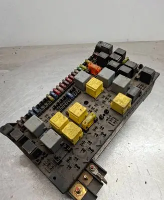 Mercedes-Benz ML W163 Fuse module 1635450205 08200101