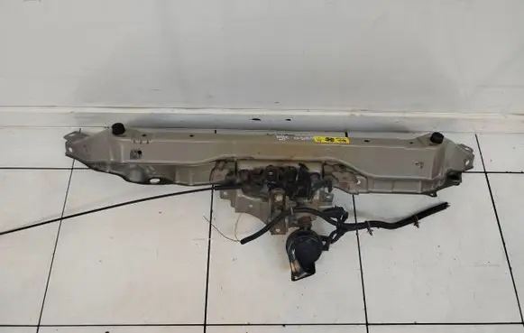 Nissan Note (E11) Radiator support slam panel 