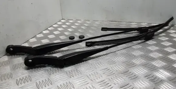 Peugeot 308 Front wiper blade arm 9677256280 9677256180