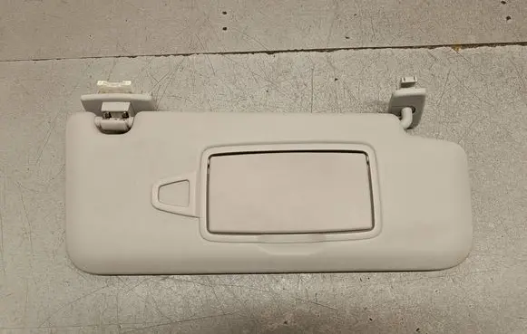 Sun visor