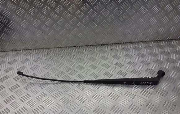 Toyota Yaris Front wiper blade arm BRAK