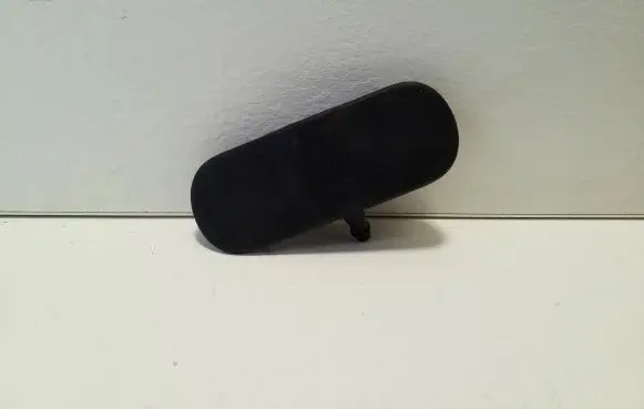Windshield washer spray nozzle